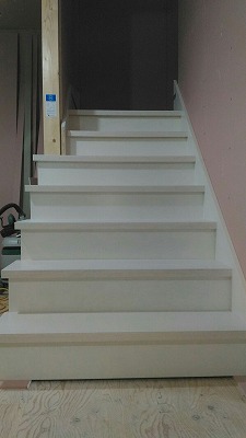 階段施工（旭川近郊の工務店ならミヤザキホーム）
