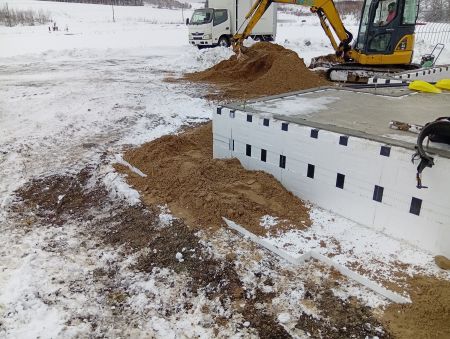 埋め戻し（旭川近郊の工務店ならミヤザキホーム）